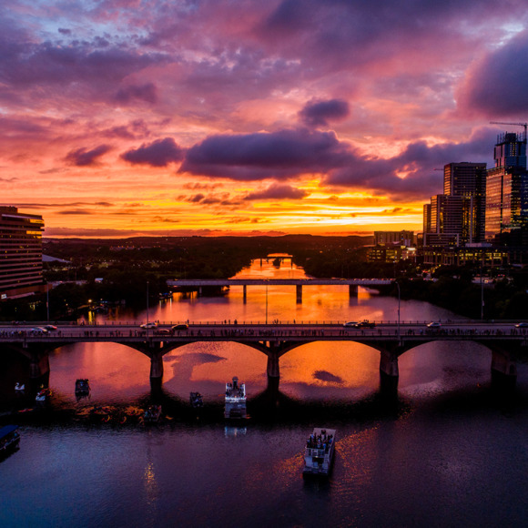 Meet your Posher, Jessica - Picture 1 of 1